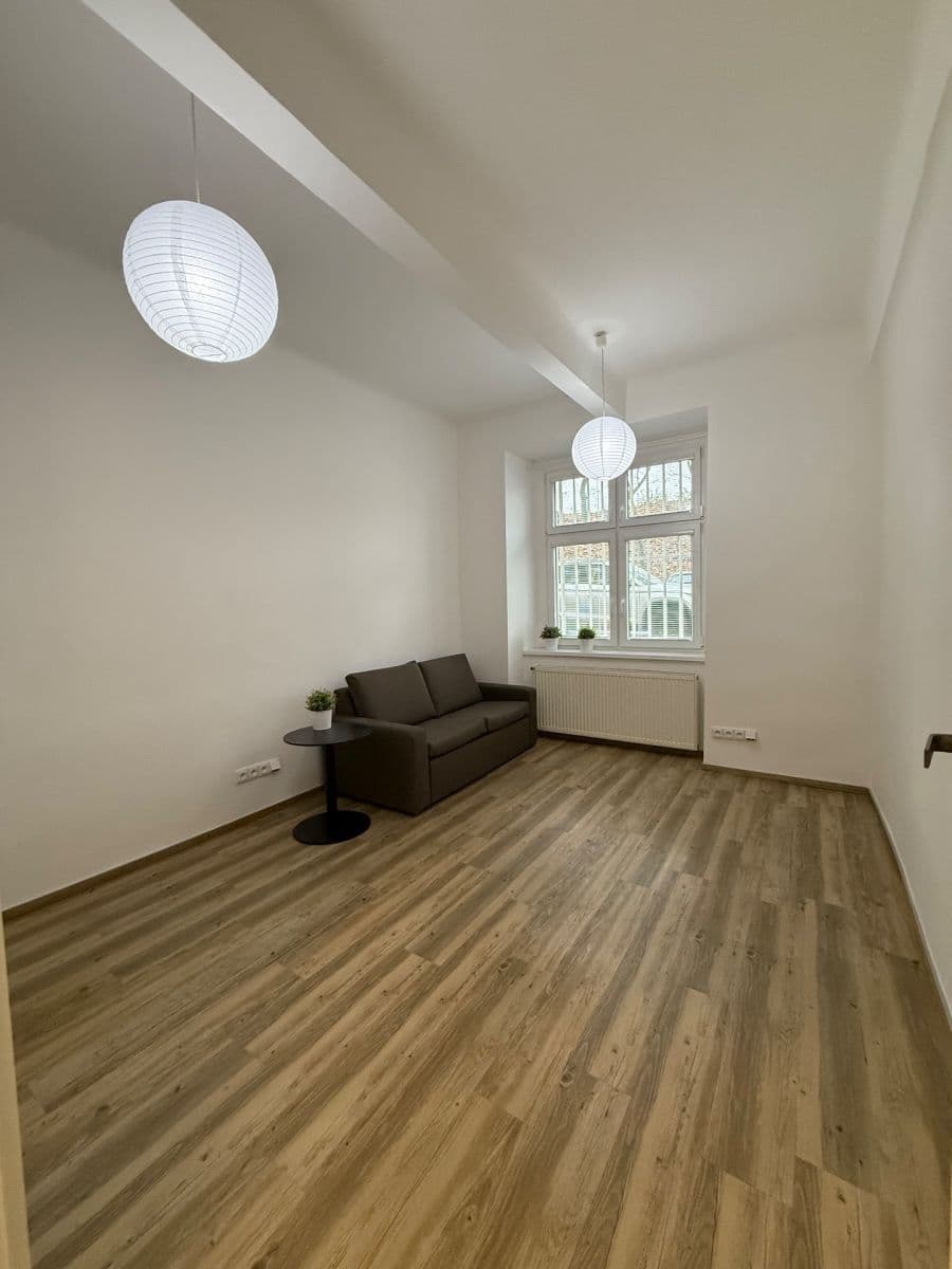 Prenájom bytu 2-izbový 47 m², Na Folimance, Praha, Praha Prenájom bytu 2-izbový 47 m², Na Folimance, Praha, Praha