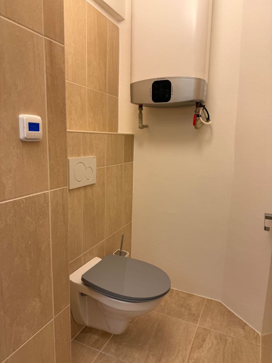 Prenájom bytu 2-izbový 47 m², Na Folimance, Praha, Praha Prenájom bytu 2-izbový 47 m², Na Folimance, Praha, Praha