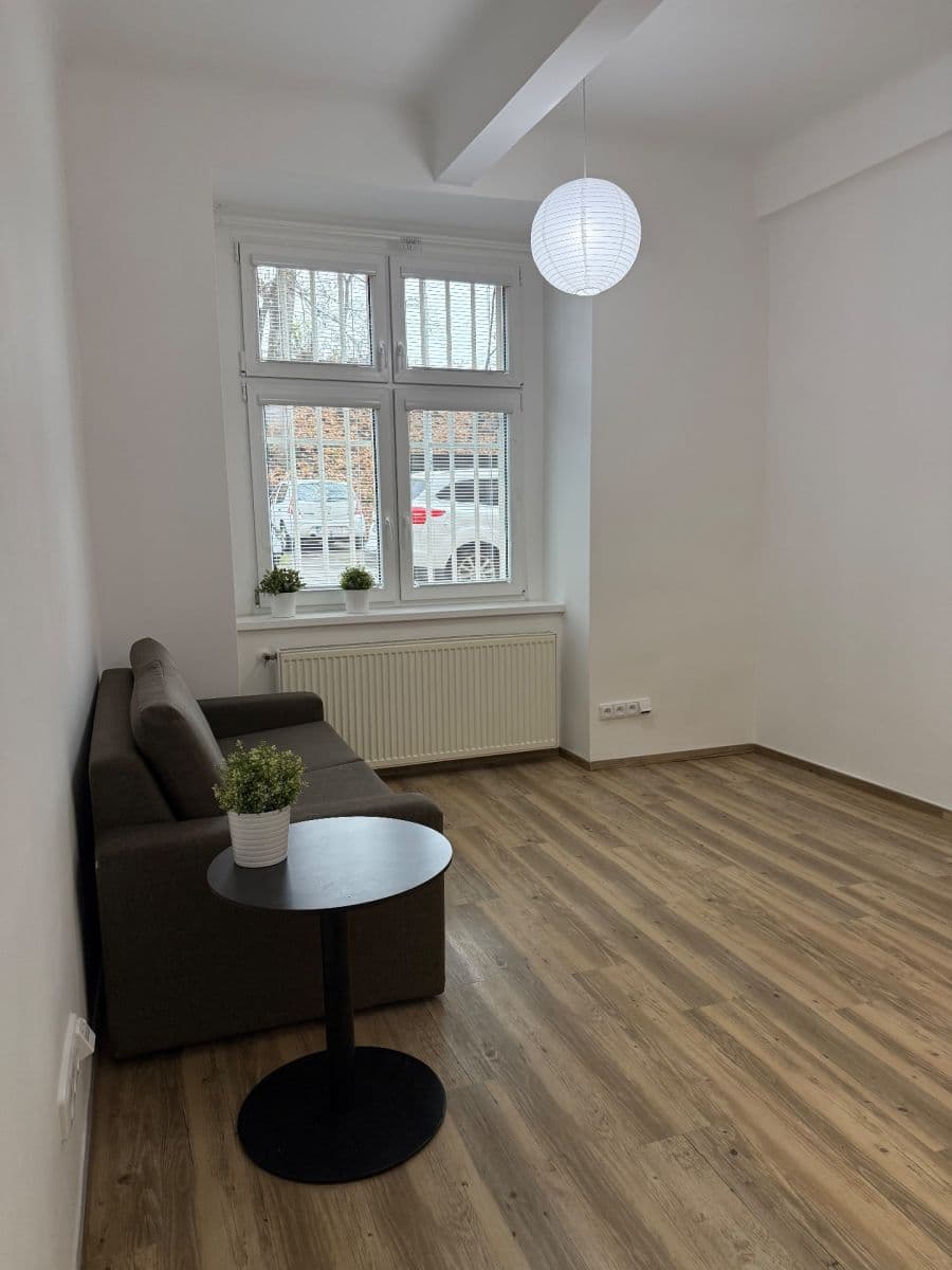 Prenájom bytu 2-izbový 47 m², Na Folimance, Praha, Praha Prenájom bytu 2-izbový 47 m², Na Folimance, Praha, Praha