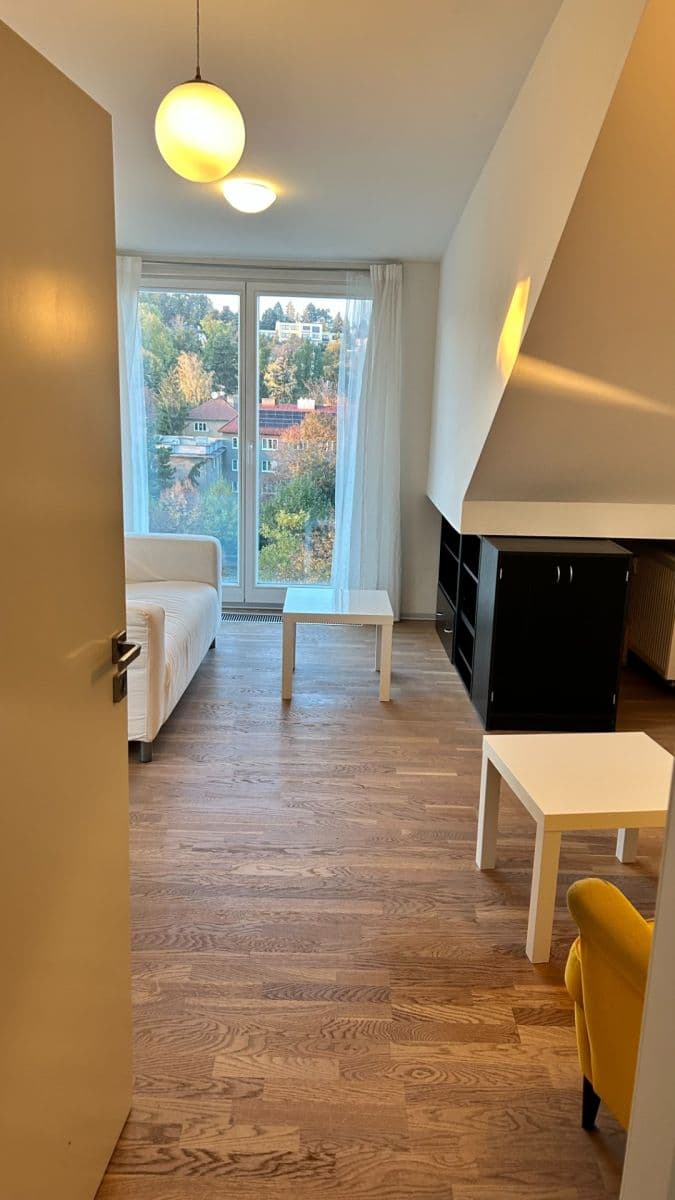 Predaj bytu 1-izbový 58 m², Velvarská, Praha, Praha Predaj bytu 1-izbový 58 m², Velvarská, Praha, Praha