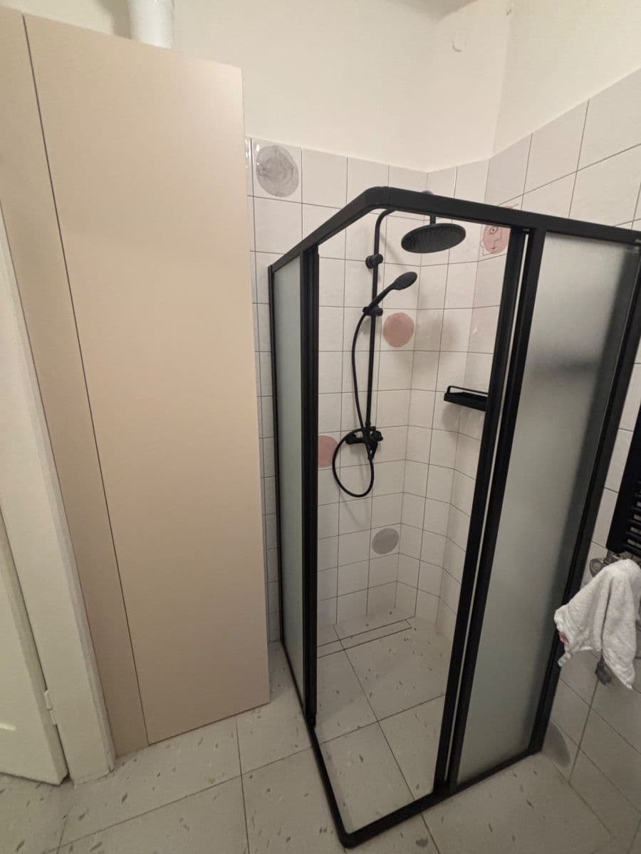 Prenájom bytu 2-izbový 50 m², Baranova, Praha, Praha Prenájom bytu 2-izbový 50 m², Baranova, Praha, Praha