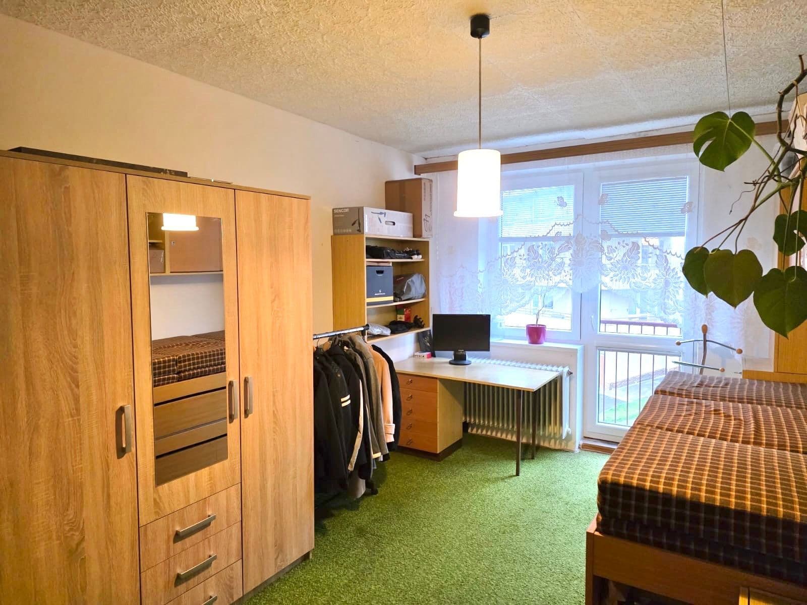 Prenájom bytu 3-izbový 76 m², U Lipek, Jablonné nad Orlicí, Pardubický kraj Prenájom bytu 3-izbový 76 m², U Lipek, Jablonné nad Orlicí, Pardubický kraj