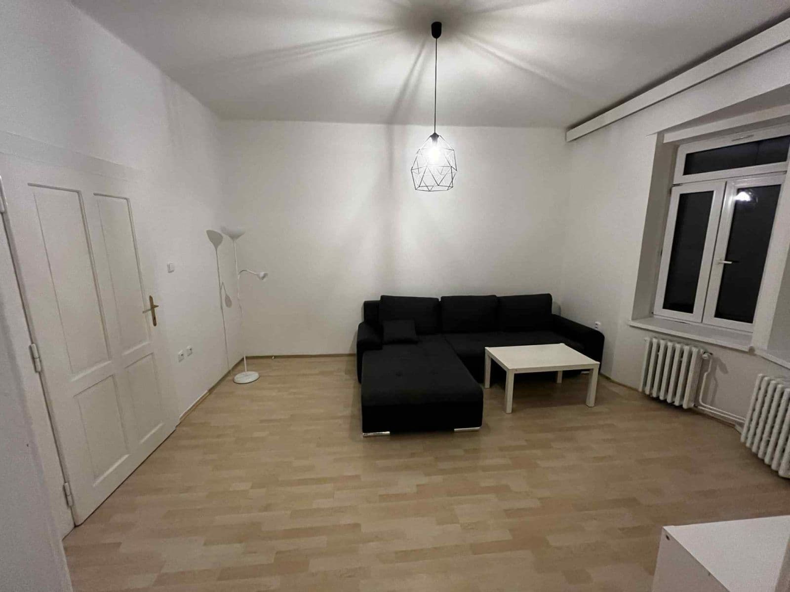 Prenájom bytu 2-izbový 60 m², Zvonická, Praha, Praha Prenájom bytu 2-izbový 60 m², Zvonická, Praha, Praha