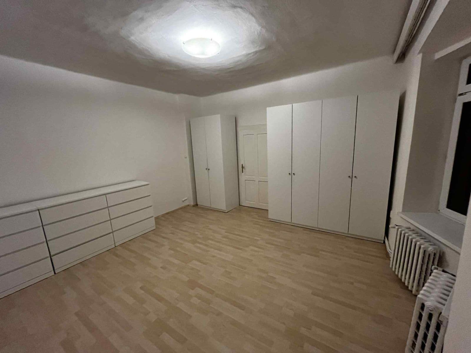 Prenájom bytu 2-izbový 60 m², Zvonická, Praha, Praha Prenájom bytu 2-izbový 60 m², Zvonická, Praha, Praha