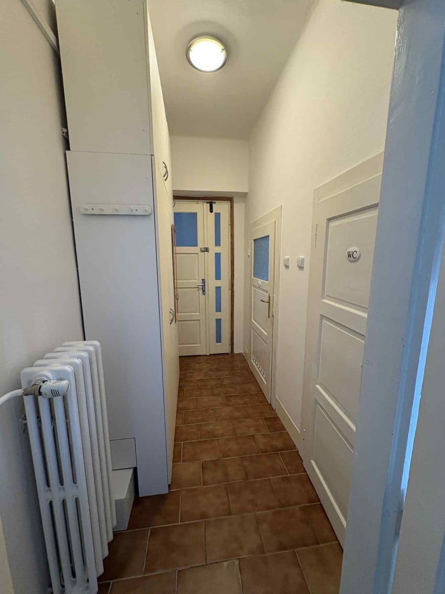 Prenájom bytu 2-izbový 60 m², Zvonická, Praha, Praha Prenájom bytu 2-izbový 60 m², Zvonická, Praha, Praha