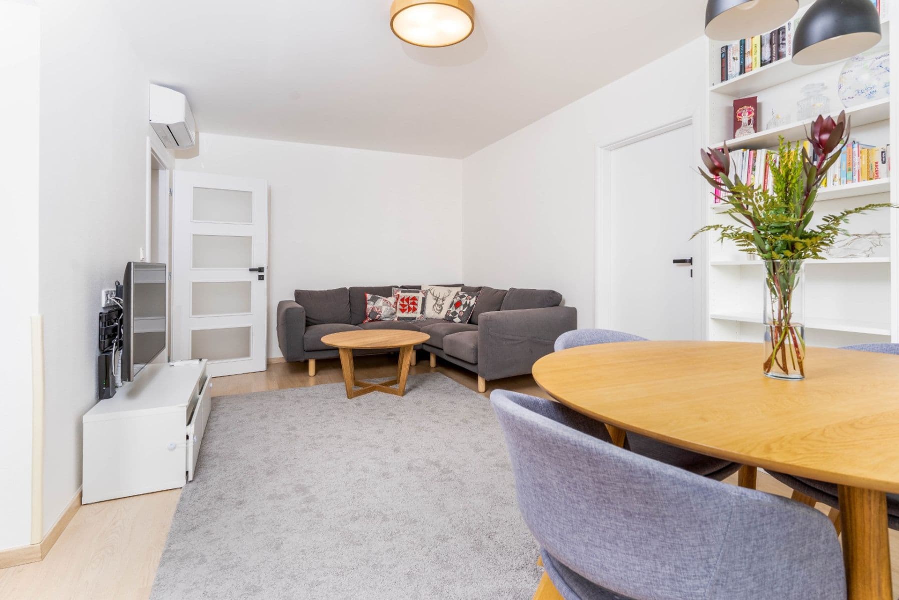 Prenájom bytu 3-izbový 66 m², Pomořanská, Praha, Praha Prenájom bytu 3-izbový 66 m², Pomořanská, Praha, Praha