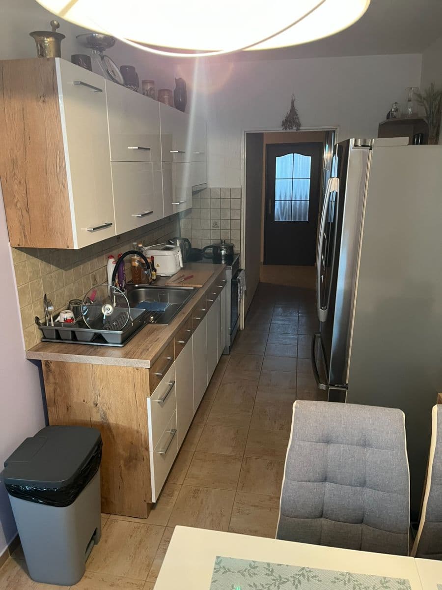 Prenájom bytu 3-izbový 74 m², Přecechtělova, Praha, Praha Prenájom bytu 3-izbový 74 m², Přecechtělova, Praha, Praha