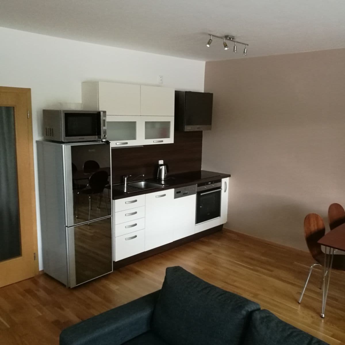Prenájom bytu 1-izbový 42 m², Družstevní ochoz, Praha, Praha Prenájom bytu 1-izbový 42 m², Družstevní ochoz, Praha, Praha