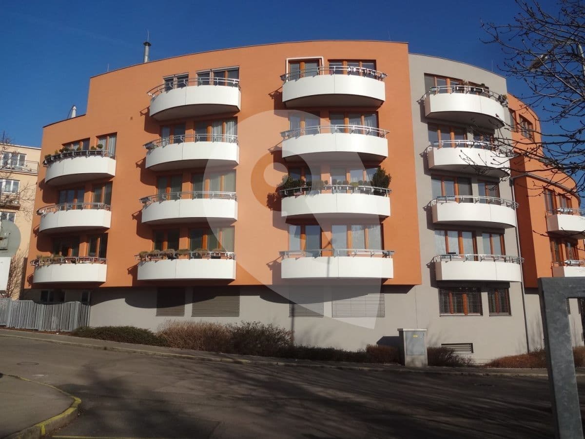 Prenájom bytu 1-izbový 42 m², Družstevní ochoz, Praha, Praha Prenájom bytu 1-izbový 42 m², Družstevní ochoz, Praha, Praha