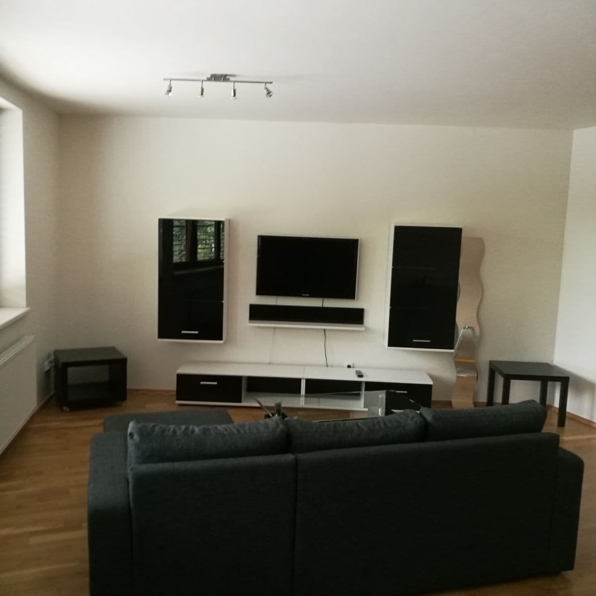 Prenájom bytu 1-izbový 42 m², Družstevní ochoz, Praha, Praha Prenájom bytu 1-izbový 42 m², Družstevní ochoz, Praha, Praha