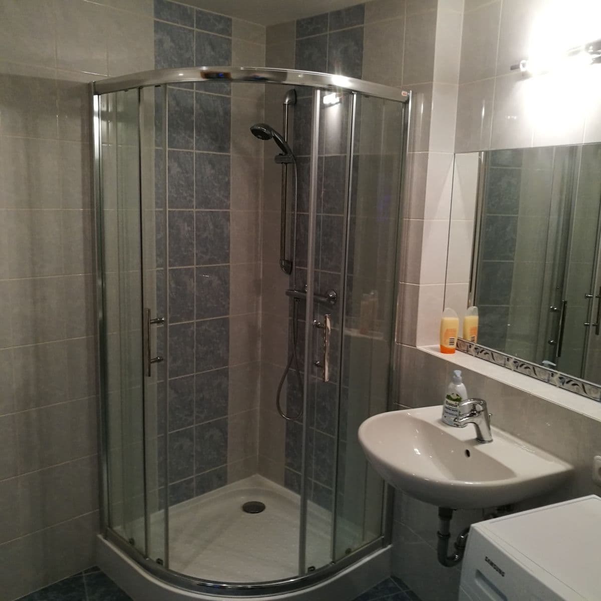 Prenájom bytu 1-izbový 42 m², Družstevní ochoz, Praha, Praha Prenájom bytu 1-izbový 42 m², Družstevní ochoz, Praha, Praha