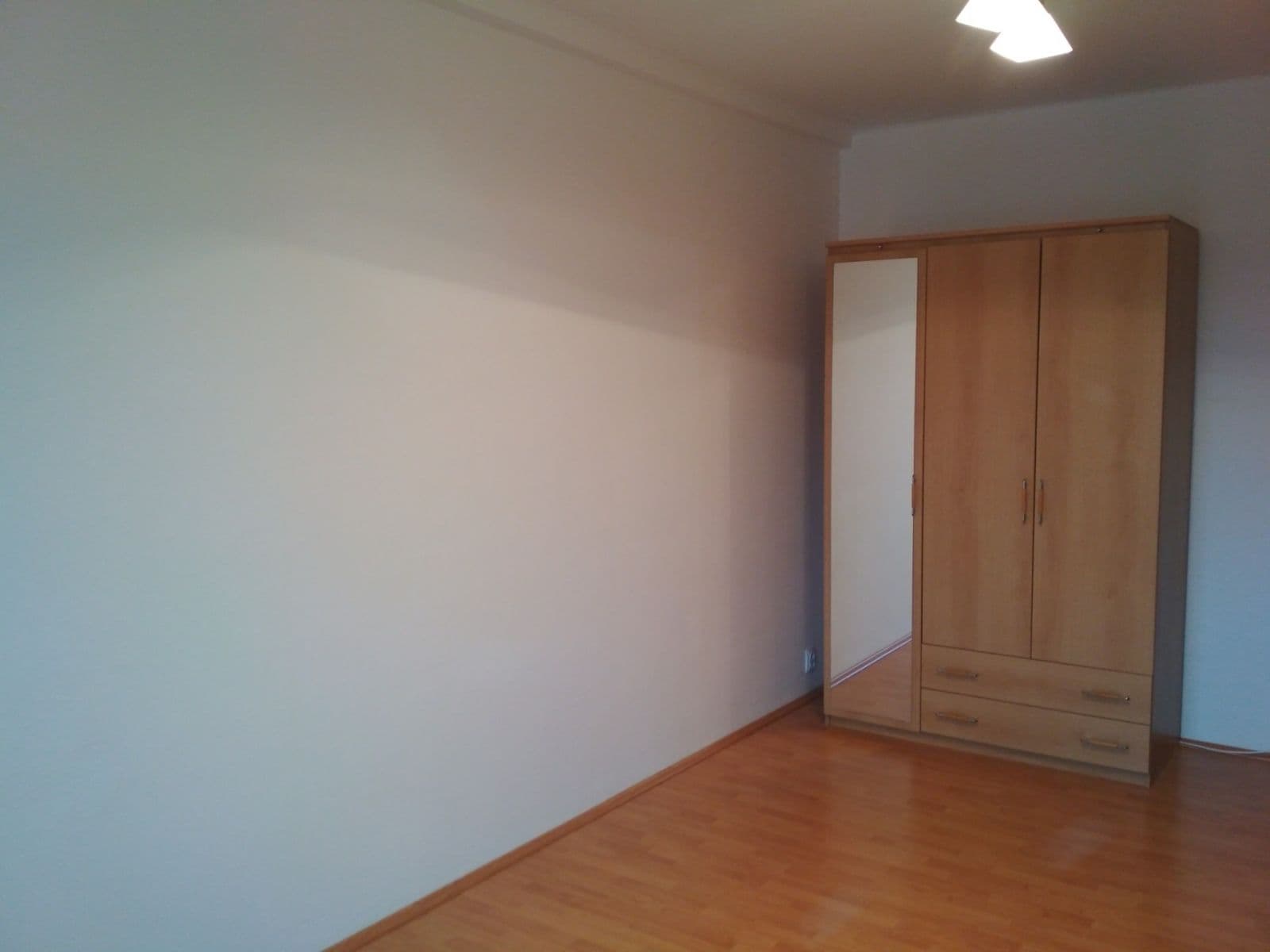Prenájom bytu 2-izbový 52 m², kpt. Nálepky, Olomouc, Olomoucký kraj Prenájom bytu 2-izbový 52 m², kpt. Nálepky, Olomouc, Olomoucký kraj