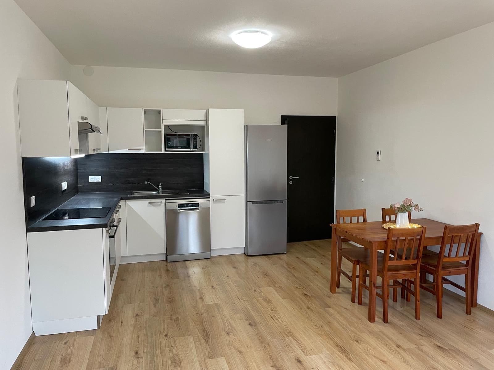 Predaj bytu 2-izbový 56 m², Špačková, Plzeň, Plzeňský kraj Predaj bytu 2-izbový 56 m², Špačková, Plzeň, Plzeňský kraj