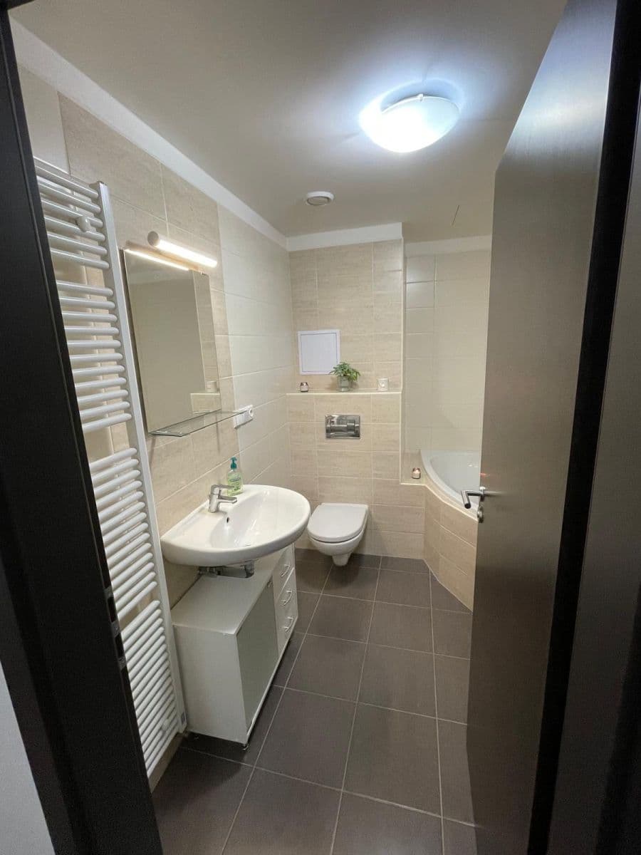 Predaj bytu 2-izbový 56 m², Špačková, Plzeň, Plzeňský kraj Predaj bytu 2-izbový 56 m², Špačková, Plzeň, Plzeňský kraj