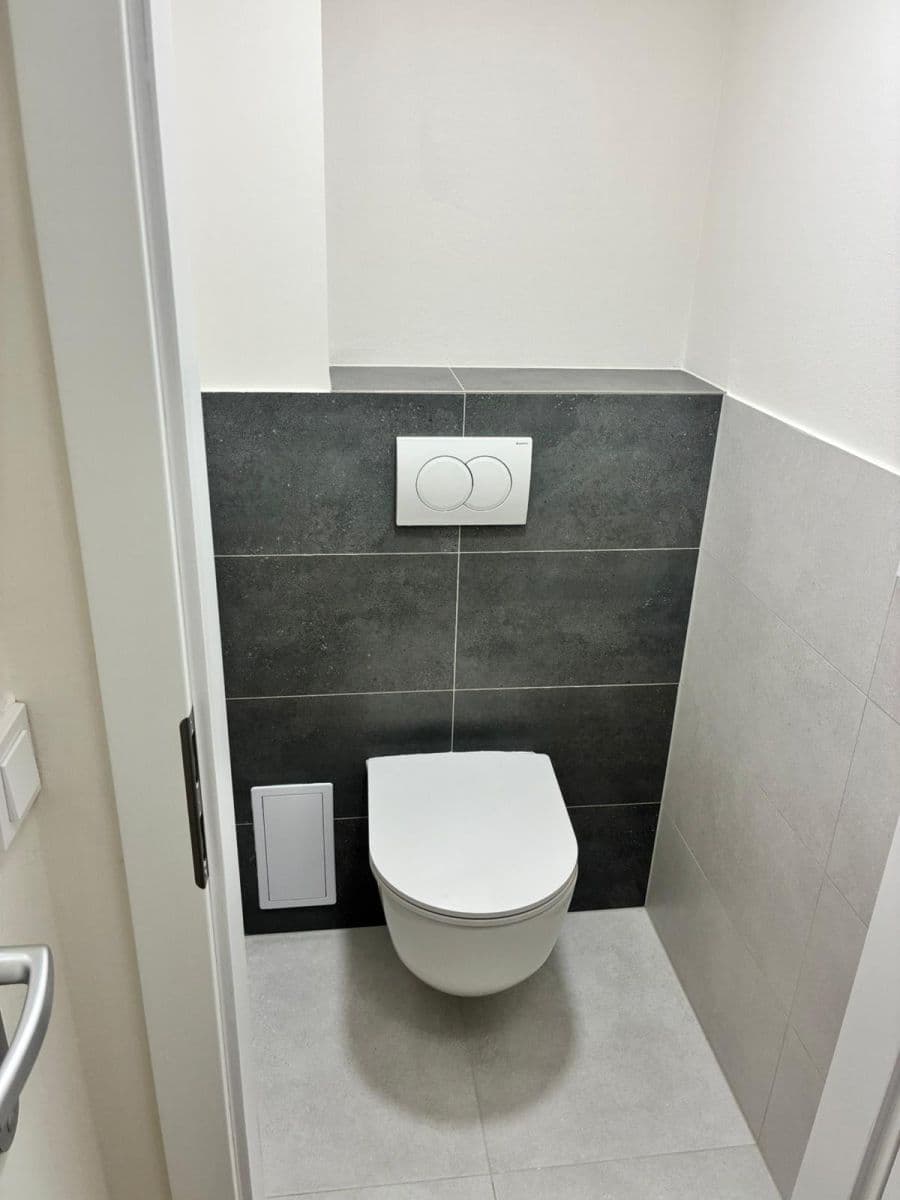 Prenájom bytu 1-izbový 40 m², Na Mokřině, Praha, Praha Prenájom bytu 1-izbový 40 m², Na Mokřině, Praha, Praha