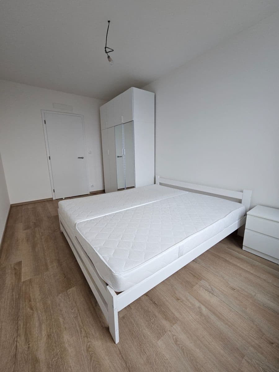 Prenájom bytu 3-izbový 71 m², Placzkova, Brno, Jihomoravský kraj Prenájom bytu 3-izbový 71 m², Placzkova, Brno, Jihomoravský kraj