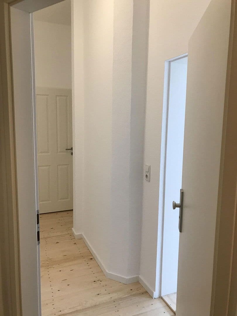 Prenájom bytu 2-izbový 45 m², Friedberger Landstraße 85, Frankfurt am Main, Hesensko Prenájom bytu 2-izbový 45 m², Friedberger Landstraße 85, Frankfurt am Main, Hesensko