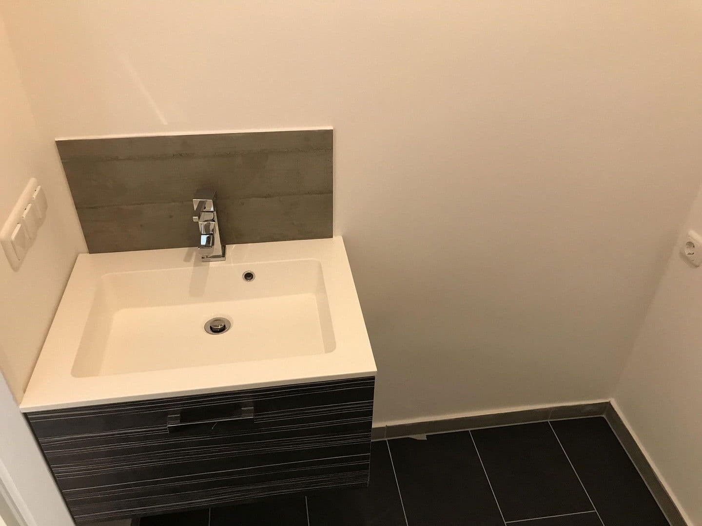 Prenájom bytu 2-izbový 45 m², Friedberger Landstraße 85, Frankfurt am Main, Hesensko Prenájom bytu 2-izbový 45 m², Friedberger Landstraße 85, Frankfurt am Main, Hesensko