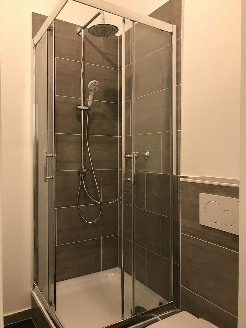 Prenájom bytu 2-izbový 45 m², Friedberger Landstraße 85, Frankfurt am Main, Hesensko Prenájom bytu 2-izbový 45 m², Friedberger Landstraße 85, Frankfurt am Main, Hesensko