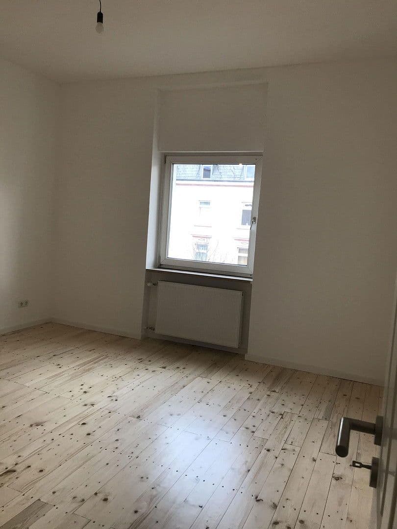 Prenájom bytu 2-izbový 45 m², Friedberger Landstraße 85, Frankfurt am Main, Hesensko Prenájom bytu 2-izbový 45 m², Friedberger Landstraße 85, Frankfurt am Main, Hesensko