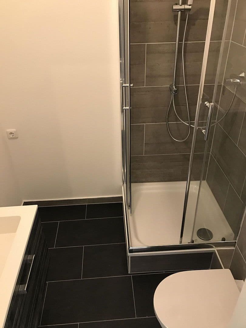 Prenájom bytu 2-izbový 45 m², Friedberger Landstraße 85, Frankfurt am Main, Hesensko Prenájom bytu 2-izbový 45 m², Friedberger Landstraße 85, Frankfurt am Main, Hesensko