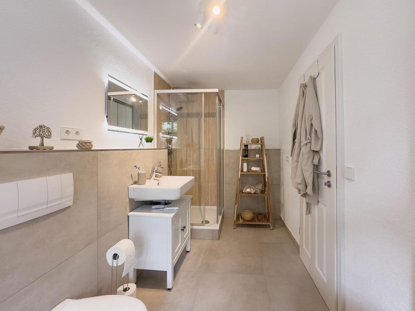 Predaj domu 115 m², pozemek 250 m², wallburgastraße, Erlangen, Bavorsko Predaj domu 115 m², pozemek 250 m², wallburgastraße, Erlangen, Bavorsko