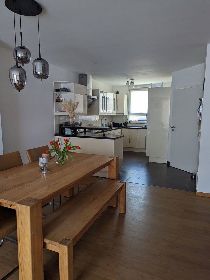 Predaj domu 136 m², pozemek 185 m², Alfred-Grosser-Weg 4, Villingen-Schwenningen, Bádensko-Wurttembersko Predaj domu 136 m², pozemek 185 m², Alfred-Grosser-Weg 4, Villingen-Schwenningen, Bádensko-Wurttembersko