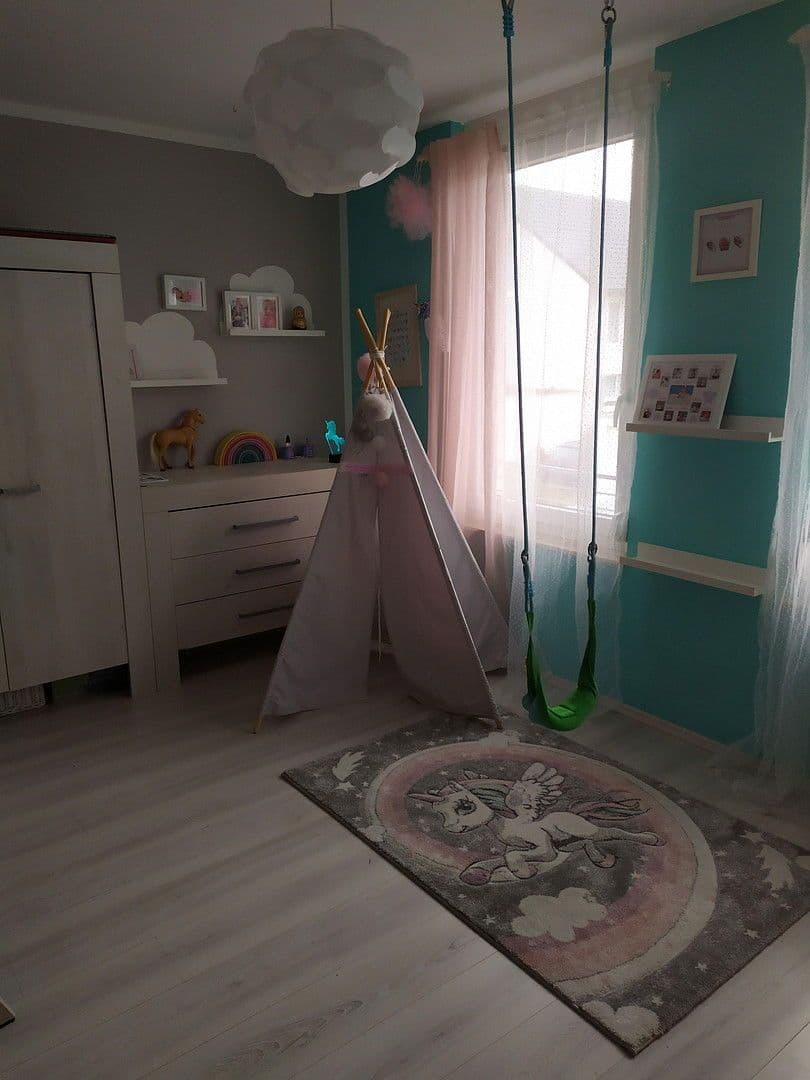 Predaj domu 136 m², pozemek 185 m², Alfred-Grosser-Weg 4, Villingen-Schwenningen, Bádensko-Wurttembersko Predaj domu 136 m², pozemek 185 m², Alfred-Grosser-Weg 4, Villingen-Schwenningen, Bádensko-Wurttembersko