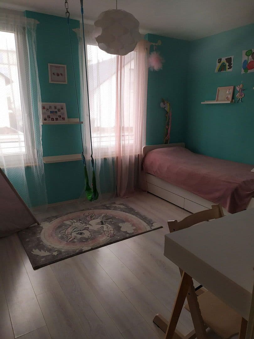 Predaj domu 136 m², pozemek 185 m², Alfred-Grosser-Weg 4, Villingen-Schwenningen, Bádensko-Wurttembersko Predaj domu 136 m², pozemek 185 m², Alfred-Grosser-Weg 4, Villingen-Schwenningen, Bádensko-Wurttembersko