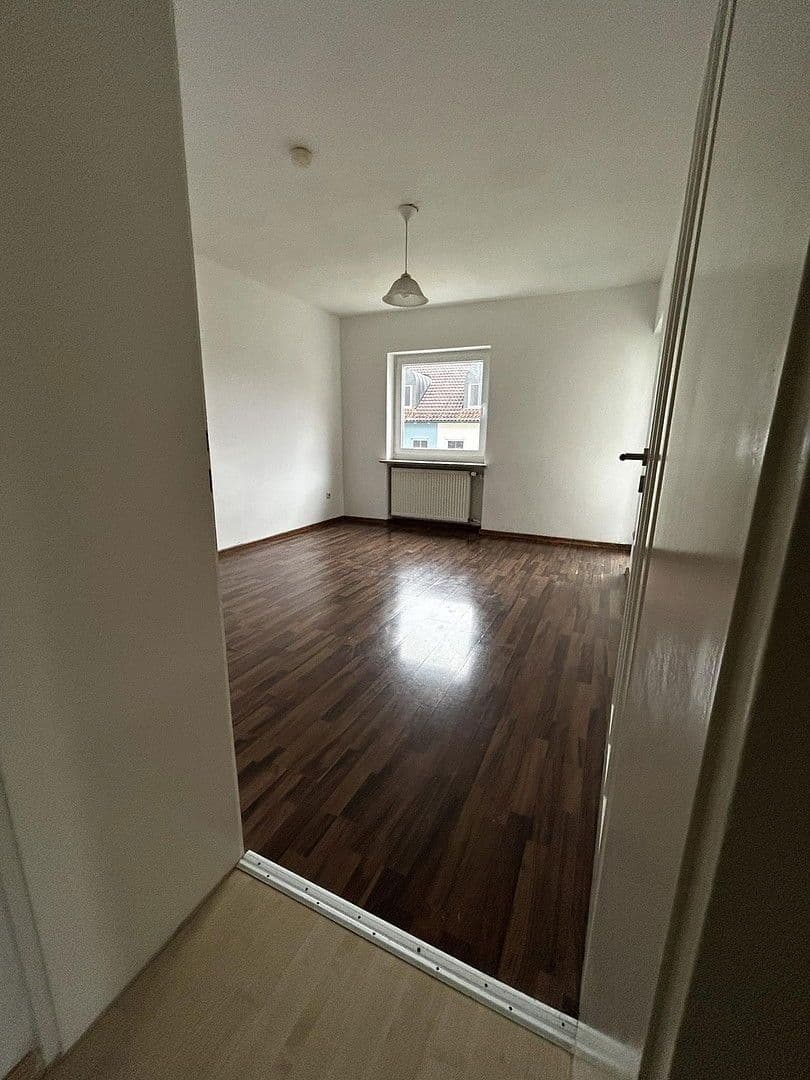 Prenájom bytu 4-izbový 87 m², Passau, Bavorsko Prenájom bytu 4-izbový 87 m², Passau, Bavorsko