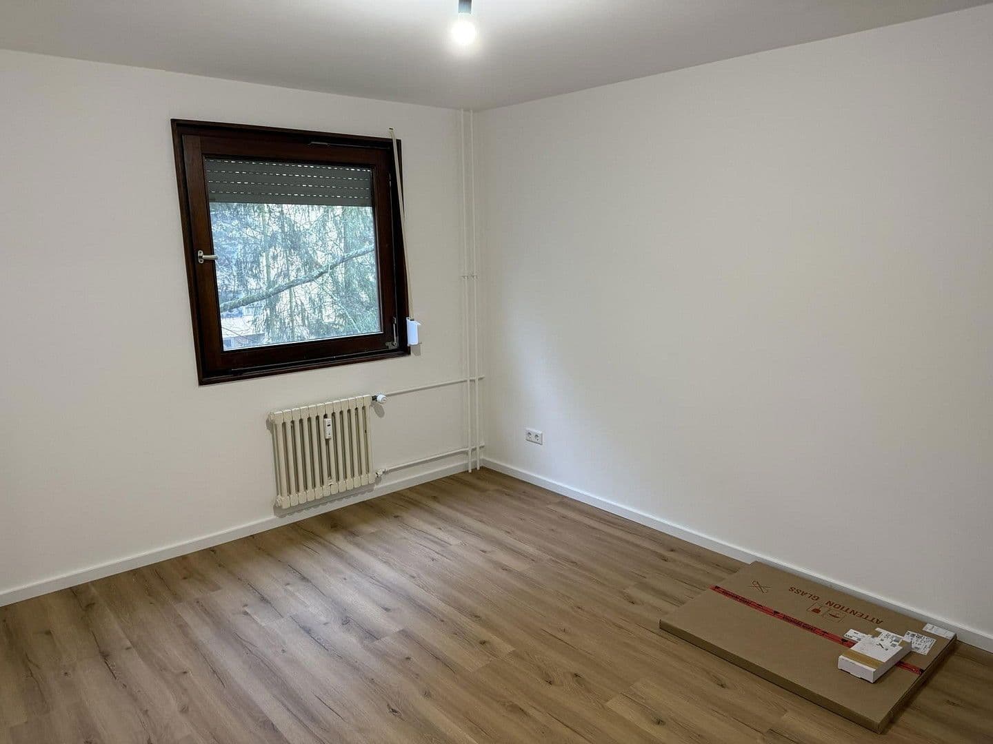 Prenájom bytu 3-izbový 88 m², Friedrich-Ebert-Str. 17, Schwalbach am Taunus, Hesensko Prenájom bytu 3-izbový 88 m², Friedrich-Ebert-Str. 17, Schwalbach am Taunus, Hesensko