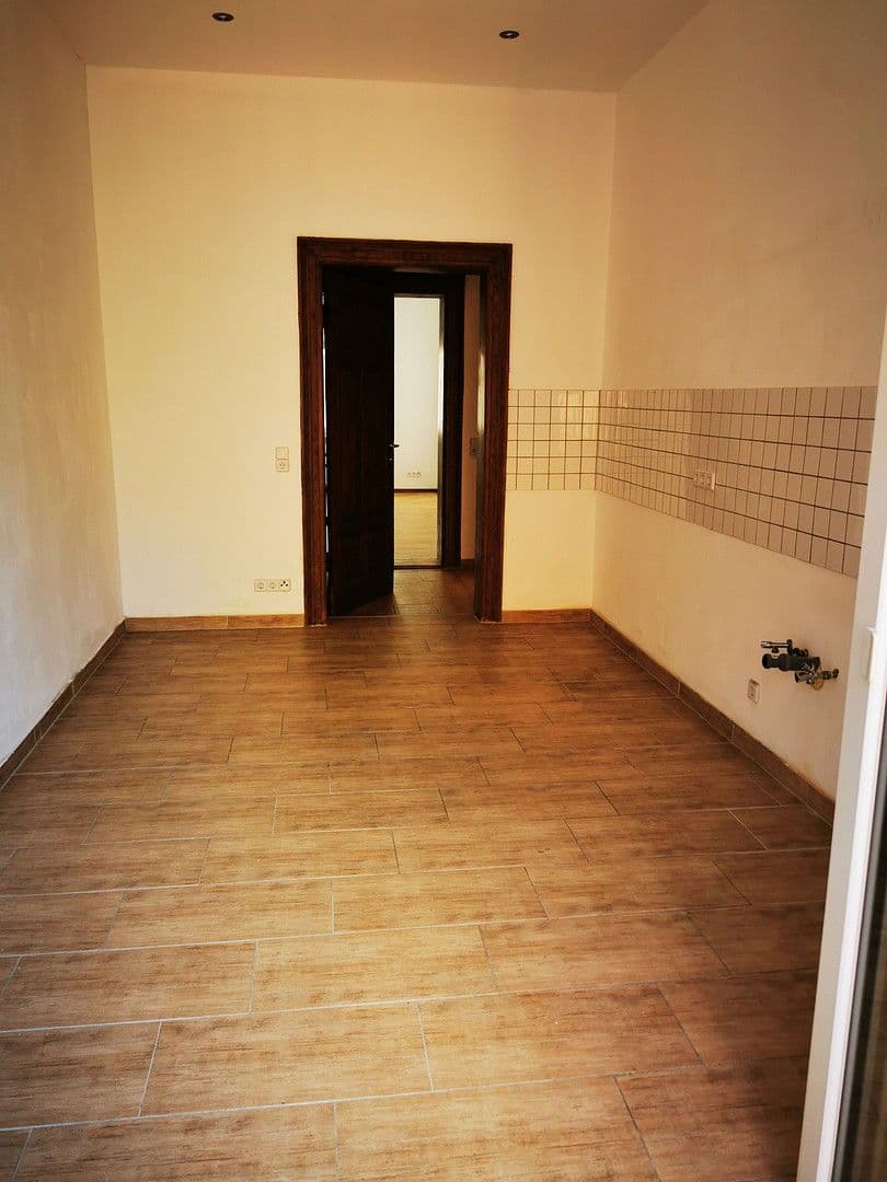 Prenájom bytu 2-izbový 84 m², Krukenbergstraße 1, Halle, Sasko-Anhaltsko Prenájom bytu 2-izbový 84 m², Krukenbergstraße 1, Halle, Sasko-Anhaltsko