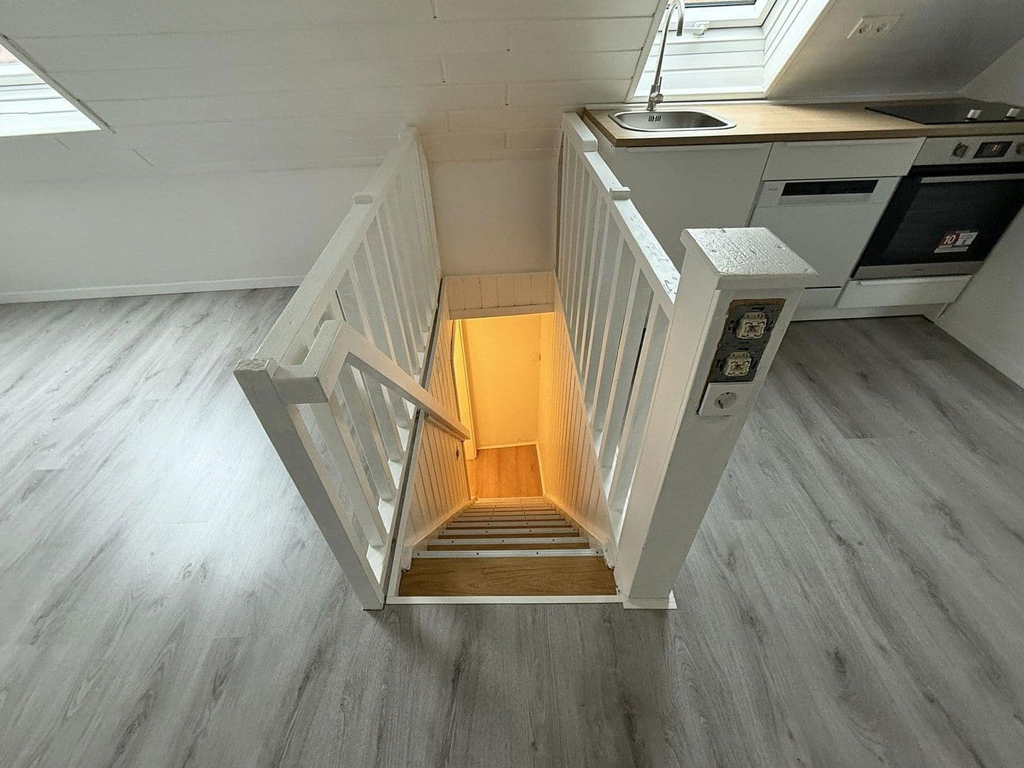 Prenájom bytu 3-izbový 52 m², Schloßstraße 40, Gundelsheim, Bádensko-Wurttembersko Prenájom bytu 3-izbový 52 m², Schloßstraße 40, Gundelsheim, Bádensko-Wurttembersko