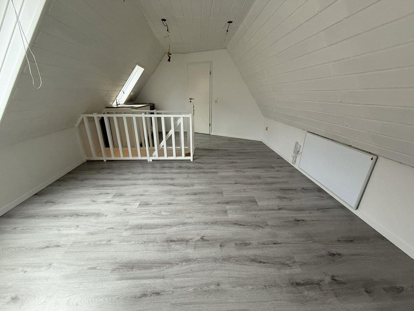 Prenájom bytu 3-izbový 52 m², Schloßstraße 40, Gundelsheim, Bádensko-Wurttembersko Prenájom bytu 3-izbový 52 m², Schloßstraße 40, Gundelsheim, Bádensko-Wurttembersko