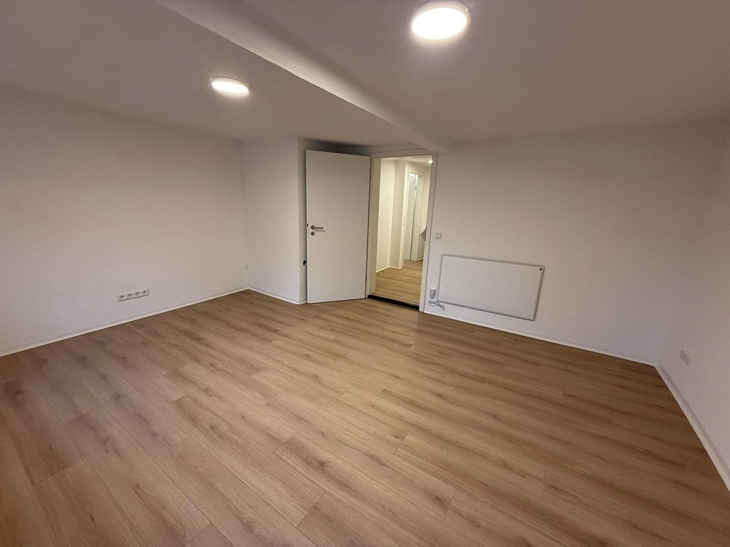 Prenájom bytu 2-izbový 62 m², Schloßstraße 40, Gundelsheim, Bádensko-Wurttembersko Prenájom bytu 2-izbový 62 m², Schloßstraße 40, Gundelsheim, Bádensko-Wurttembersko
