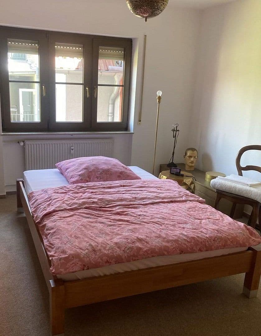 Prenájom bytu 3-izbový 86 m², Kaiserstr 6, Buchen (Odenwald), Bádensko-Wurttembersko Prenájom bytu 3-izbový 86 m², Kaiserstr 6, Buchen (Odenwald), Bádensko-Wurttembersko