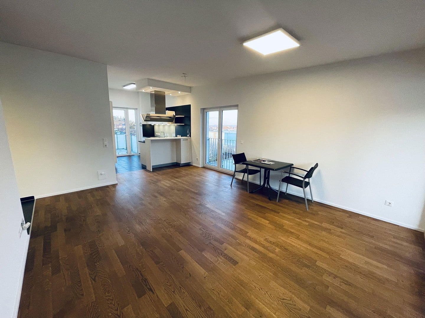 Predaj bytu 3-izbový 91 m², Asperg, Bádensko-Wurttembersko Predaj bytu 3-izbový 91 m², Asperg, Bádensko-Wurttembersko