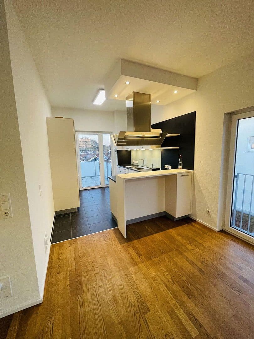 Predaj bytu 3-izbový 91 m², Asperg, Bádensko-Wurttembersko Predaj bytu 3-izbový 91 m², Asperg, Bádensko-Wurttembersko