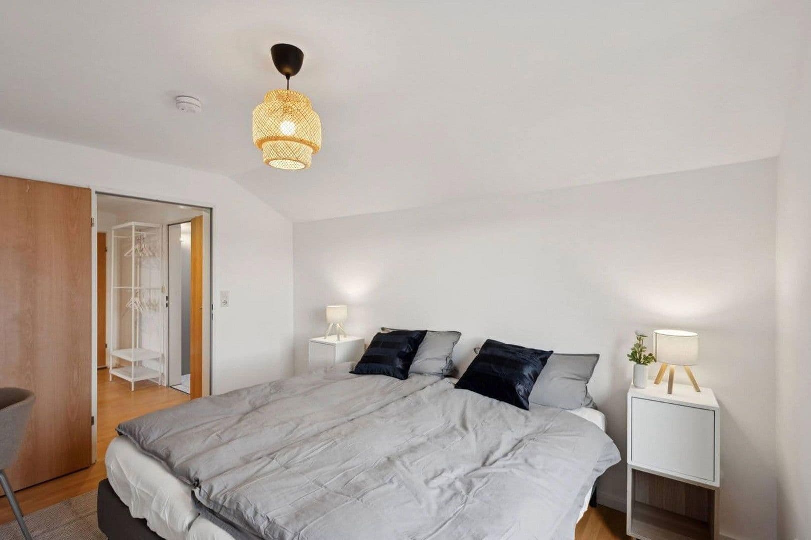 Prenájom bytu 2-izbový 50 m², Elbogenerstr. 7, Dachau, Bavorsko Prenájom bytu 2-izbový 50 m², Elbogenerstr. 7, Dachau, Bavorsko