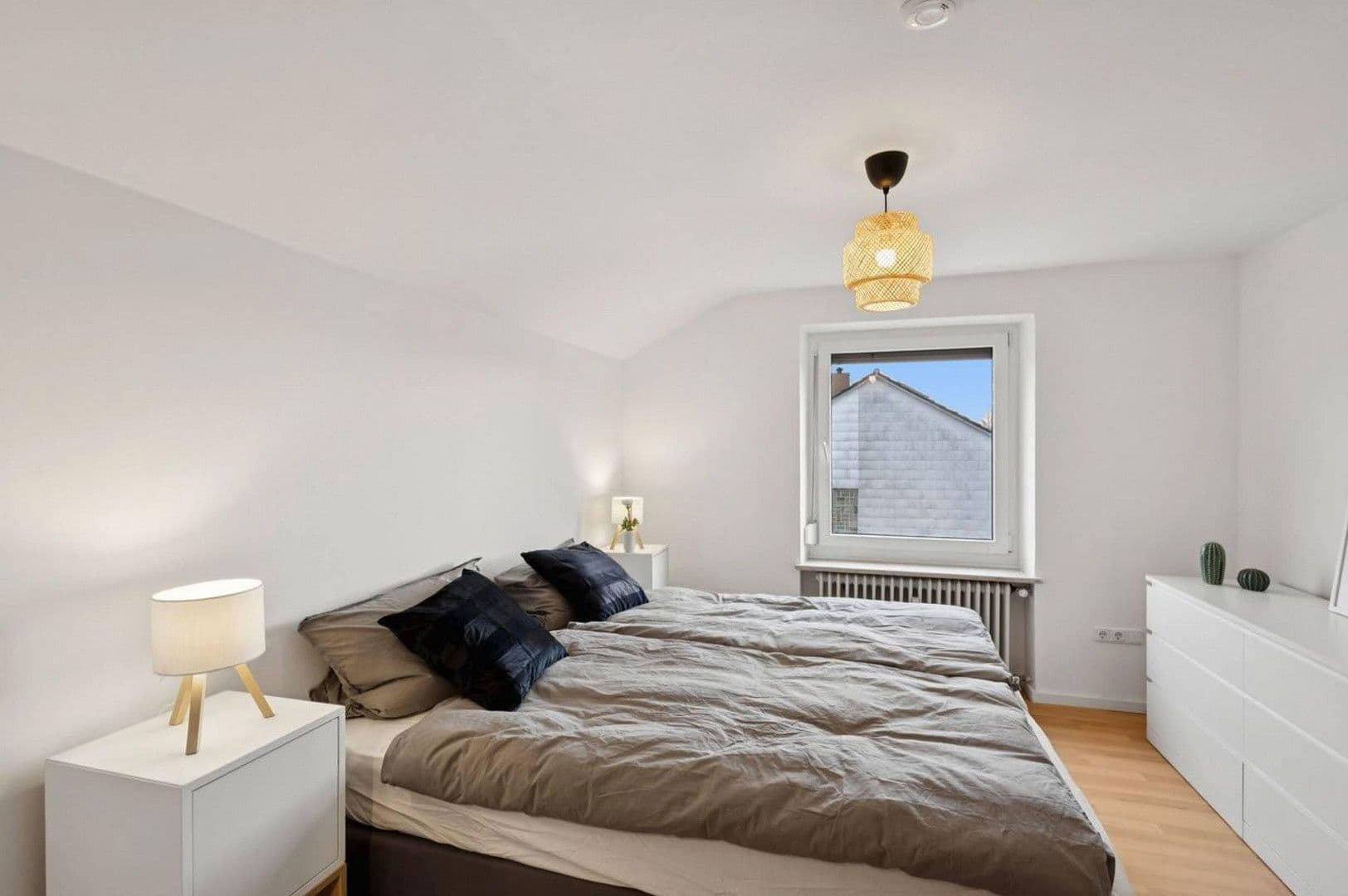 Prenájom bytu 2-izbový 50 m², Elbogenerstr. 7, Dachau, Bavorsko Prenájom bytu 2-izbový 50 m², Elbogenerstr. 7, Dachau, Bavorsko