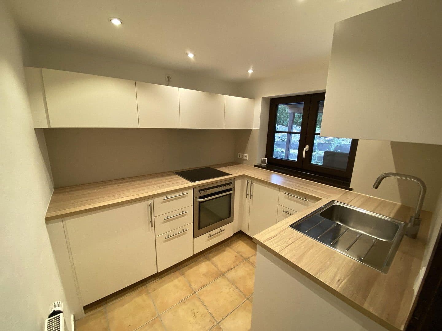 Predaj domu 480 m², pozemek 6.939 m², Egenhofen, Bavorsko Predaj domu 480 m², pozemek 6.939 m², Egenhofen, Bavorsko