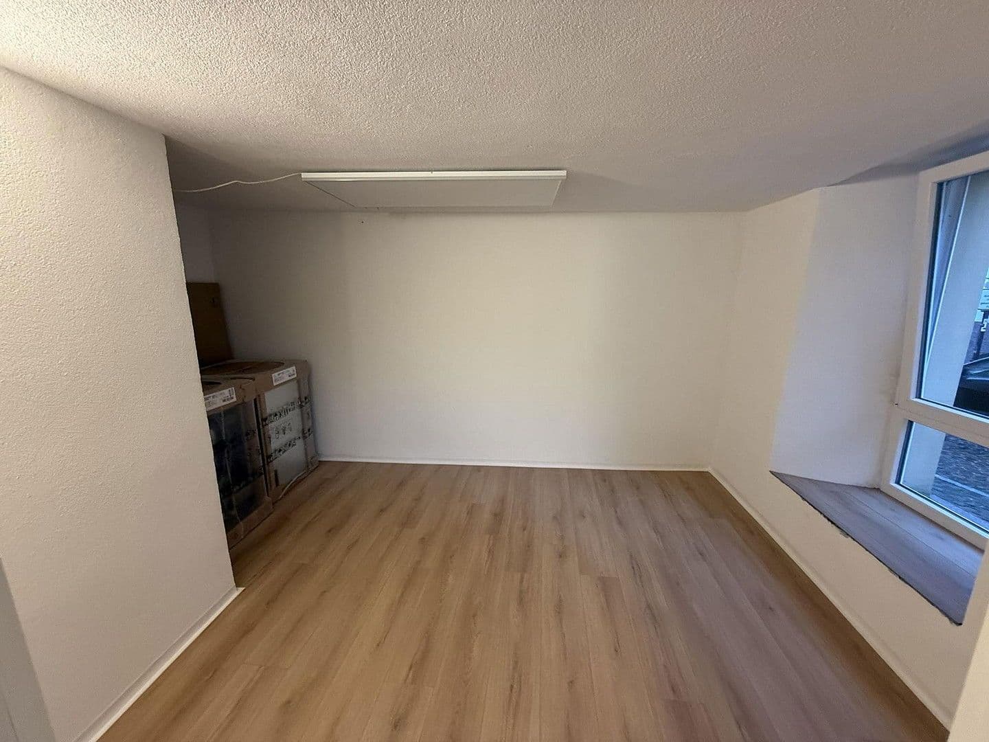 Prenájom bytu 4-izbový 62 m², Schloßstraße 40, Gundelsheim, Bádensko-Wurttembersko Prenájom bytu 4-izbový 62 m², Schloßstraße 40, Gundelsheim, Bádensko-Wurttembersko