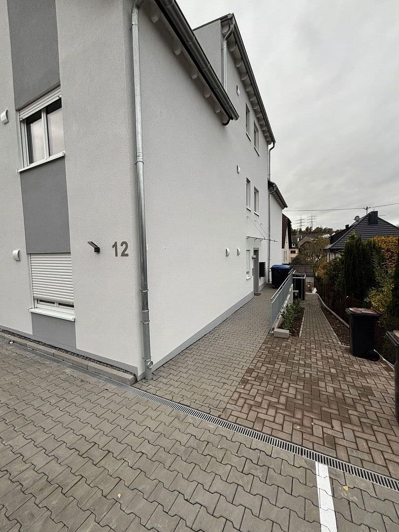 Prenájom bytu 3-izbový 86 m², Gartenstr.12, Kettig, Porýnie-Falcko Prenájom bytu 3-izbový 86 m², Gartenstr.12, Kettig, Porýnie-Falcko