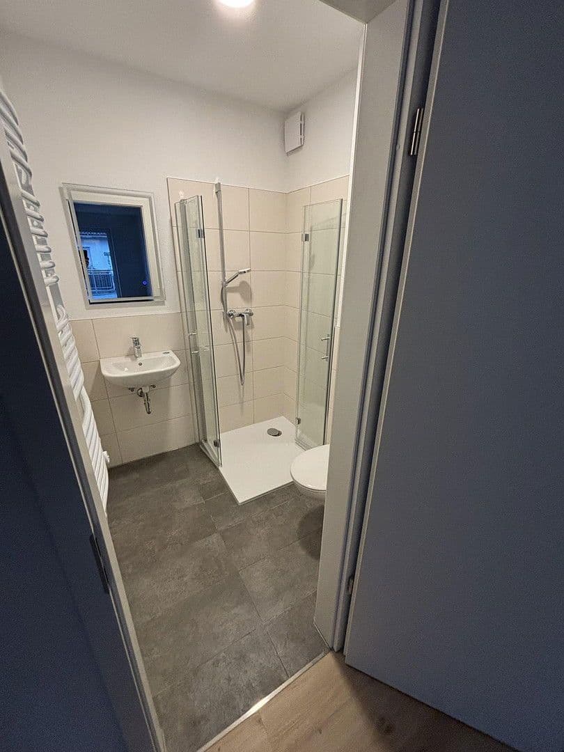 Prenájom bytu 3-izbový 86 m², Gartenstr.12, Kettig, Porýnie-Falcko Prenájom bytu 3-izbový 86 m², Gartenstr.12, Kettig, Porýnie-Falcko