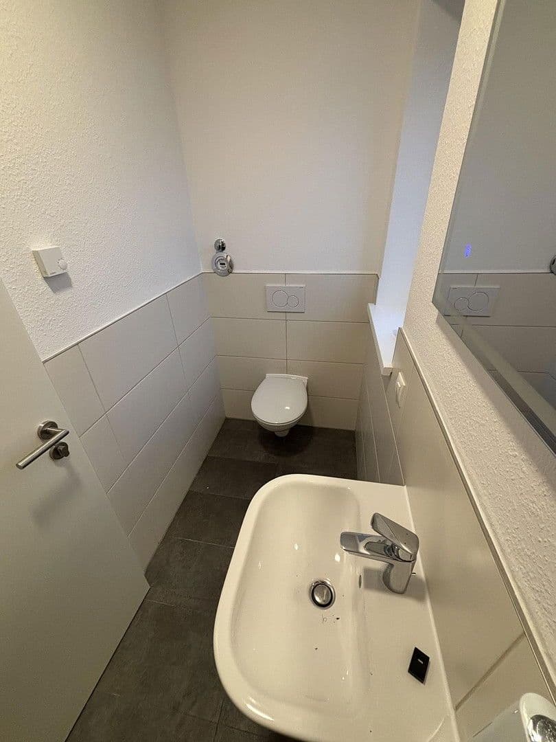 Prenájom bytu 3-izbový 86 m², Gartenstr.12, Kettig, Porýnie-Falcko Prenájom bytu 3-izbový 86 m², Gartenstr.12, Kettig, Porýnie-Falcko