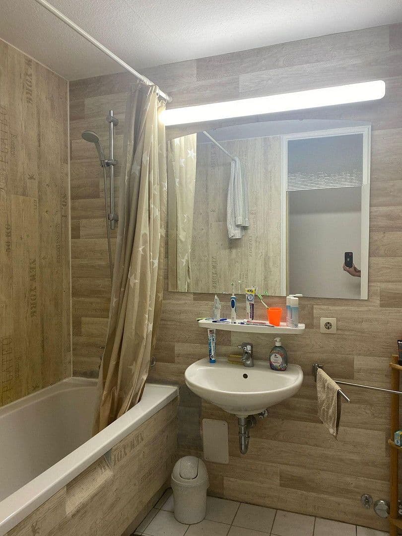 Prenájom bytu 6-izbový 136 m², Haugenstein 22, Horb am Neckar, Bádensko-Wurttembersko Prenájom bytu 6-izbový 136 m², Haugenstein 22, Horb am Neckar, Bádensko-Wurttembersko