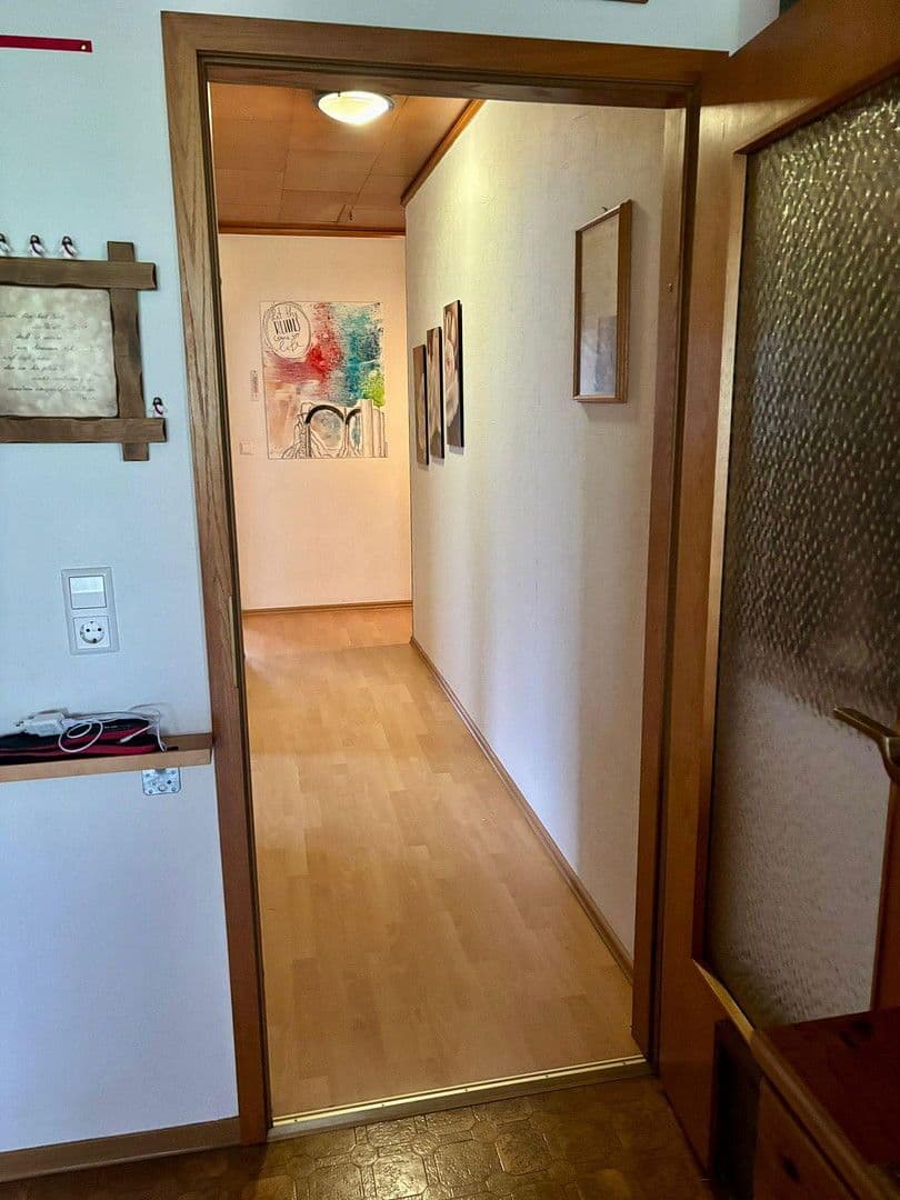 Predaj domu 142 m², pozemek 685 m², Hermann-Hesse-Straße 11, Linkenheim-Hochstetten, Bádensko-Wurttembersko Predaj domu 142 m², pozemek 685 m², Hermann-Hesse-Straße 11, Linkenheim-Hochstetten, Bádensko-Wurttembersko