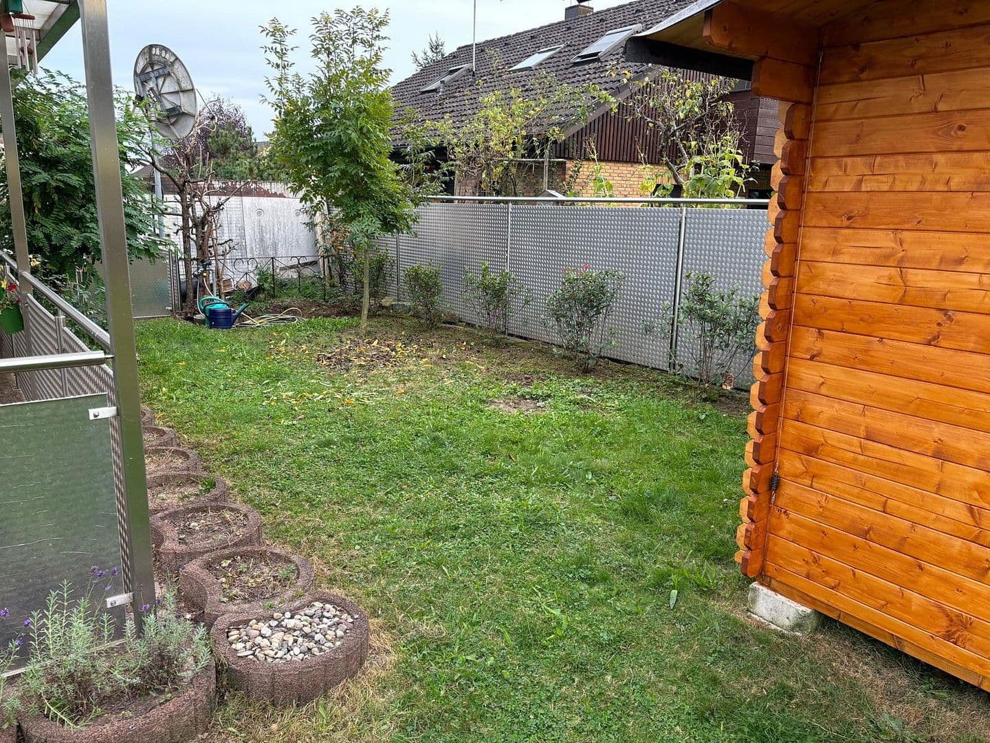 Predaj domu 142 m², pozemek 685 m², Hermann-Hesse-Straße 11, Linkenheim-Hochstetten, Bádensko-Wurttembersko Predaj domu 142 m², pozemek 685 m², Hermann-Hesse-Straße 11, Linkenheim-Hochstetten, Bádensko-Wurttembersko