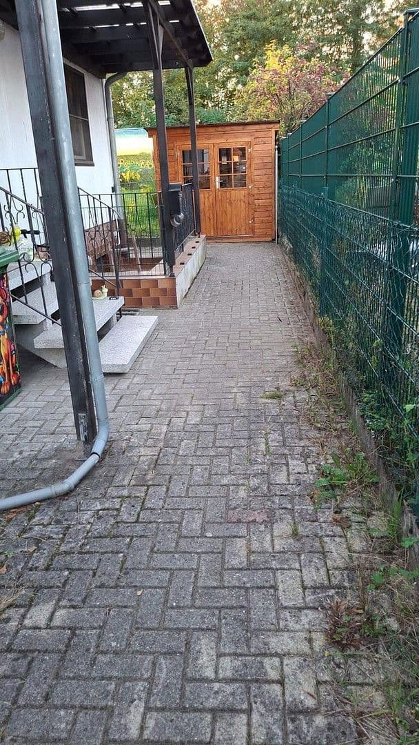 Predaj domu 142 m², pozemek 685 m², Hermann-Hesse-Straße 11, Linkenheim-Hochstetten, Bádensko-Wurttembersko Predaj domu 142 m², pozemek 685 m², Hermann-Hesse-Straße 11, Linkenheim-Hochstetten, Bádensko-Wurttembersko