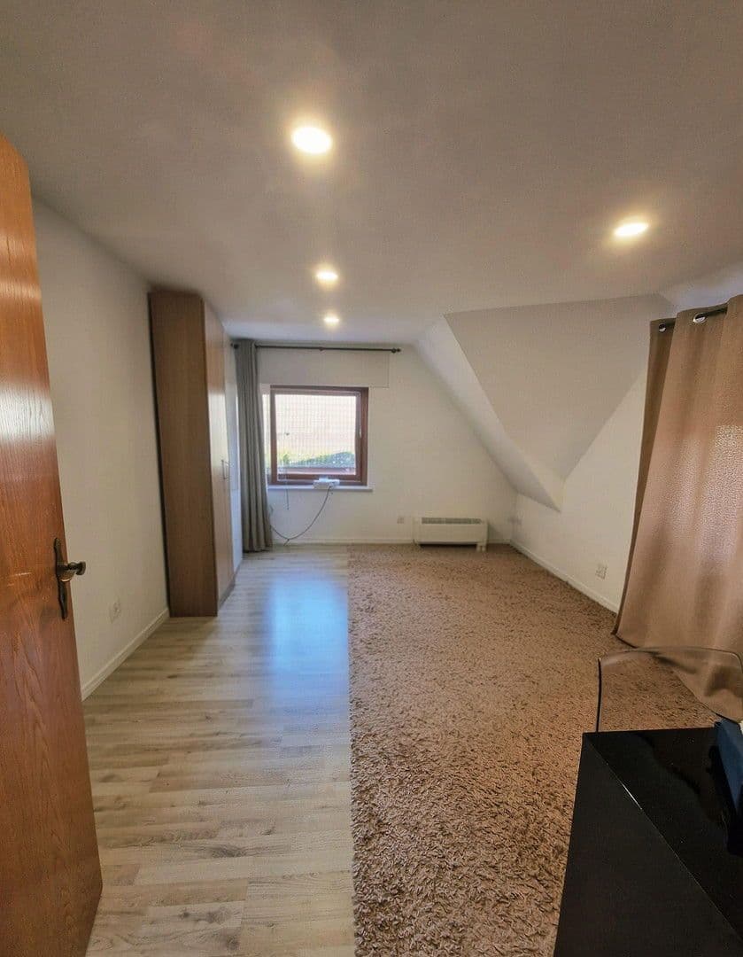 Predaj domu 324 m², pozemek 1.293 m², Garrel, Dolné Sasko Predaj domu 324 m², pozemek 1.293 m², Garrel, Dolné Sasko